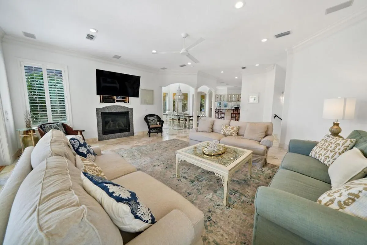 All Decked Out This Is The One You Want Gulf Front Views 4 Less Destin