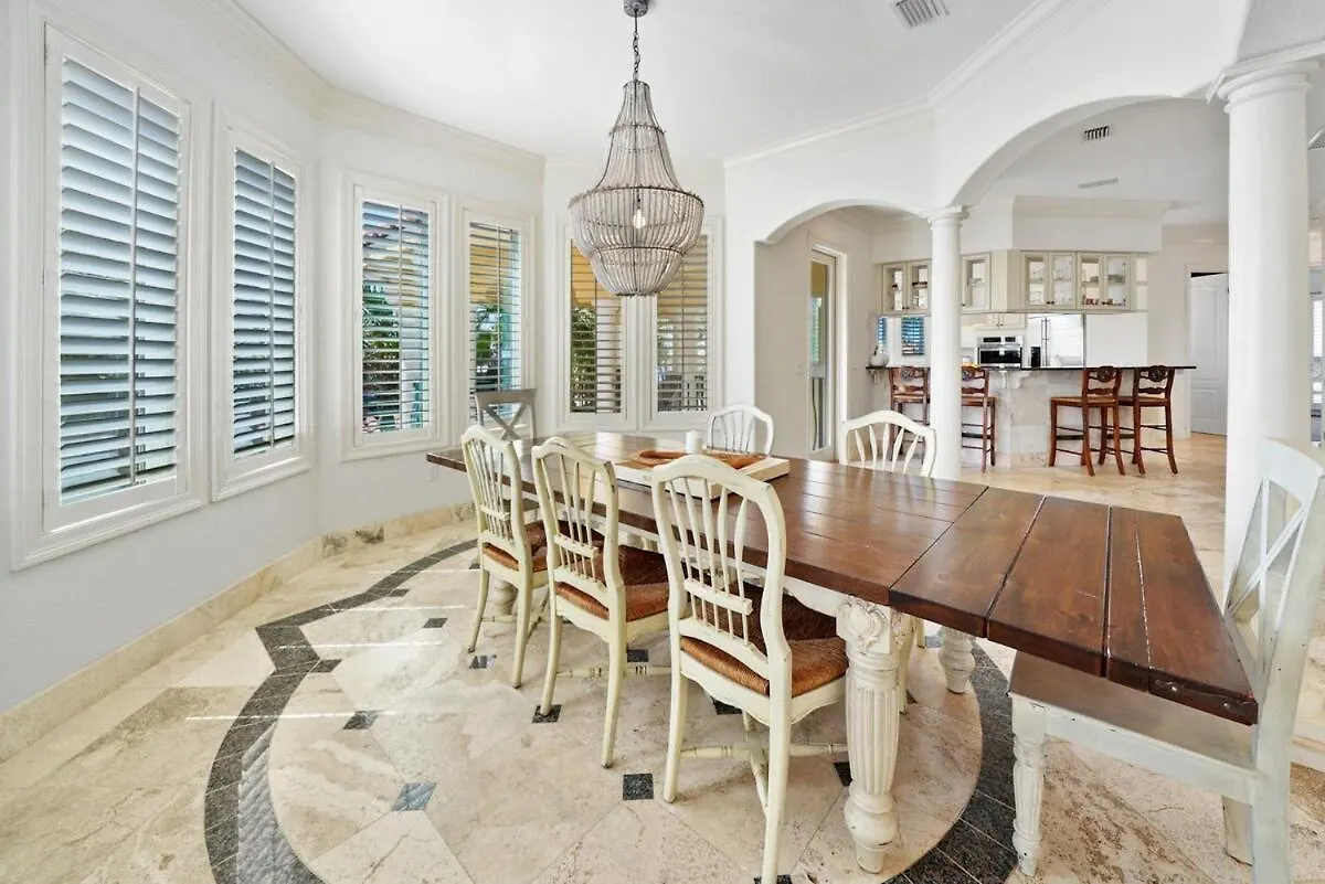 Holiday home All Decked Out This Is The One You Want Gulf Front Views 4 Less Destin United States